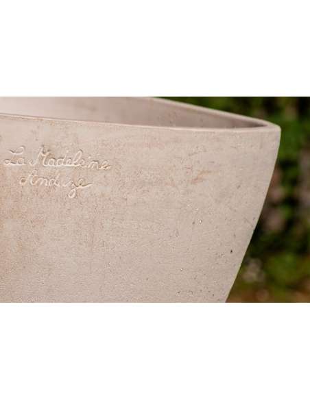 Brushed white clay Ellipse cup