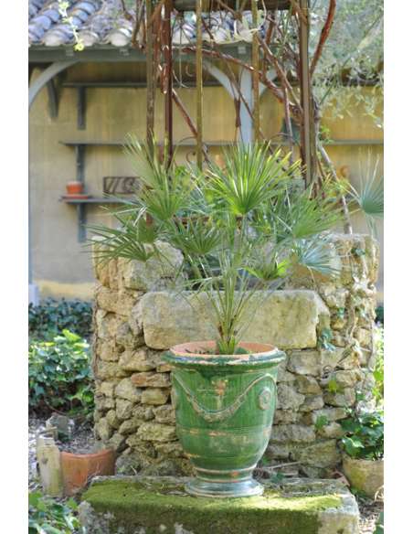 Antique green finish Anduze pot